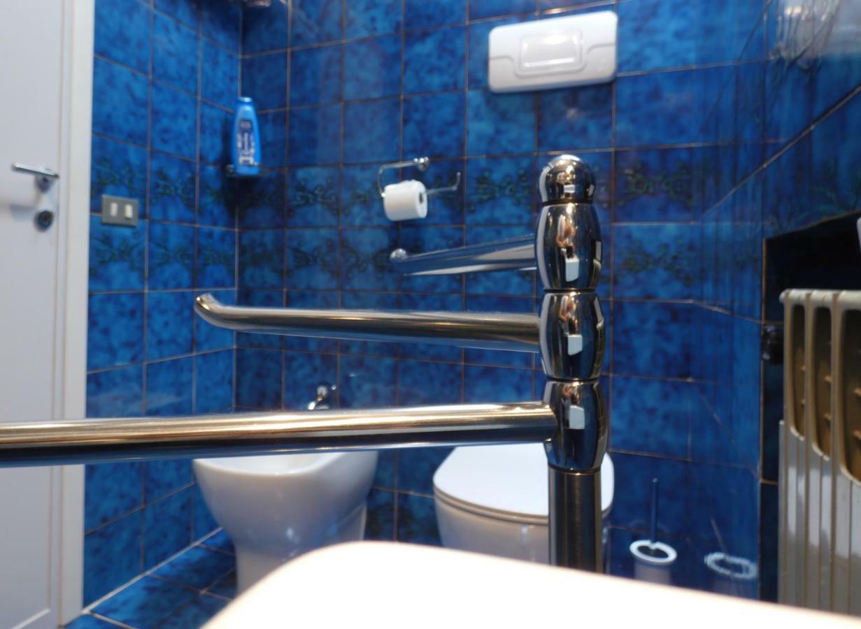 Penthouse Sirmione Close The Lake ภายนอก รูปภาพ