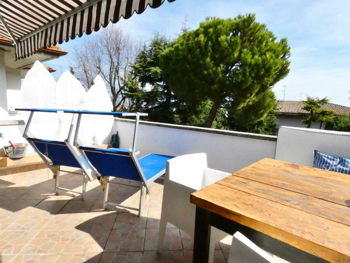 Penthouse Sirmione Close The Lake ภายนอก รูปภาพ