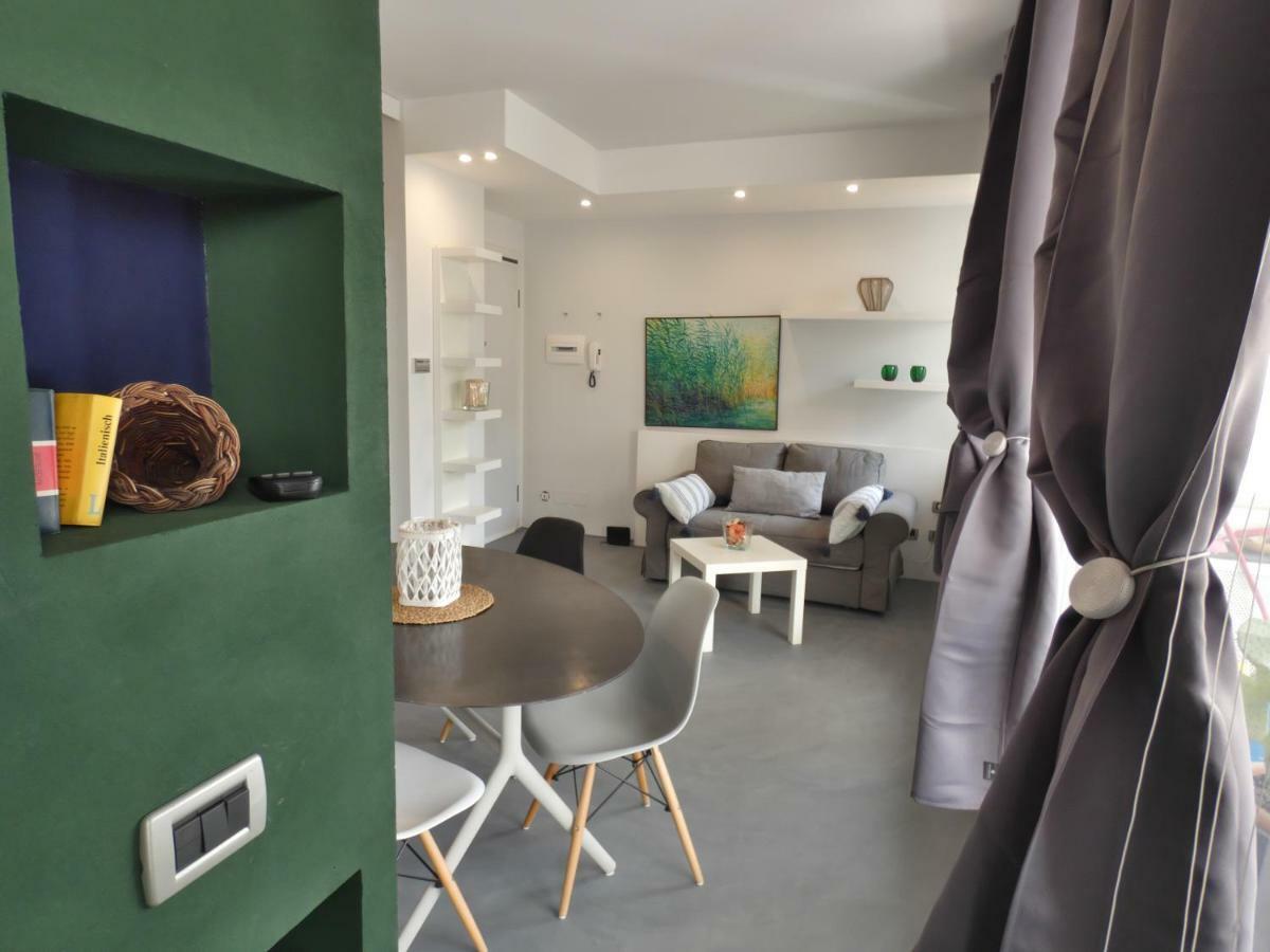 Penthouse Sirmione Close The Lake ภายนอก รูปภาพ