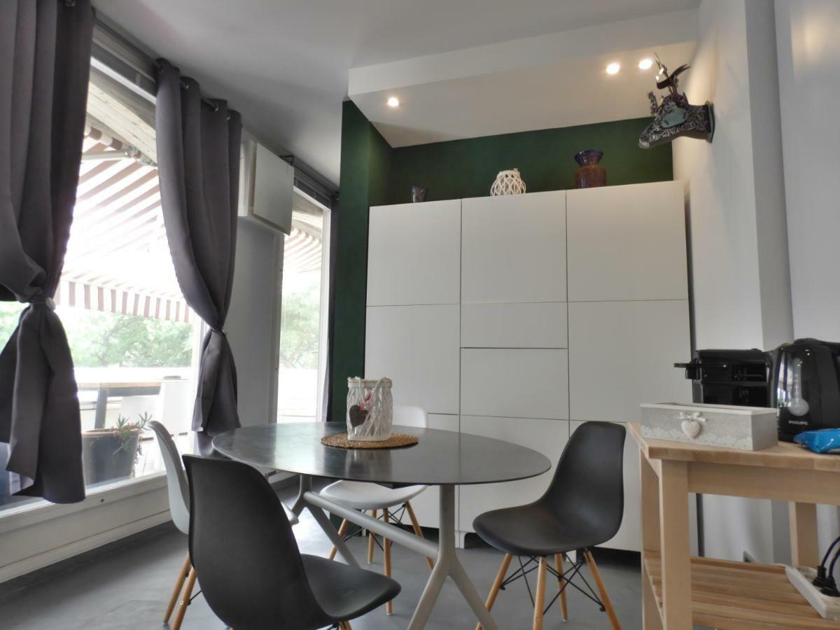 Penthouse Sirmione Close The Lake ภายนอก รูปภาพ